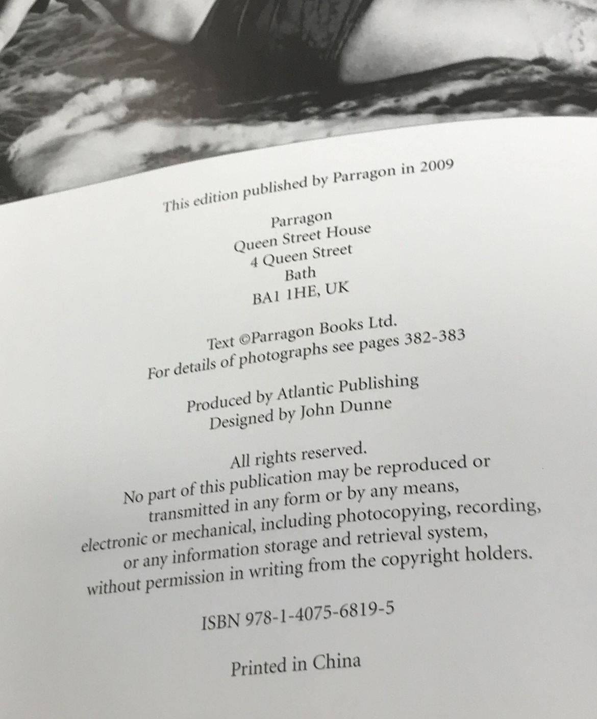 Marilyn Monroe Unseen Archives by Marie Clayton hardcover in black dust jacket, view 4