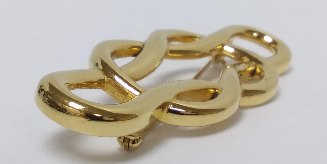 Vintage Monet Gold-Tone Interlocking Knot Brooch | Signed Designer Statement Pin