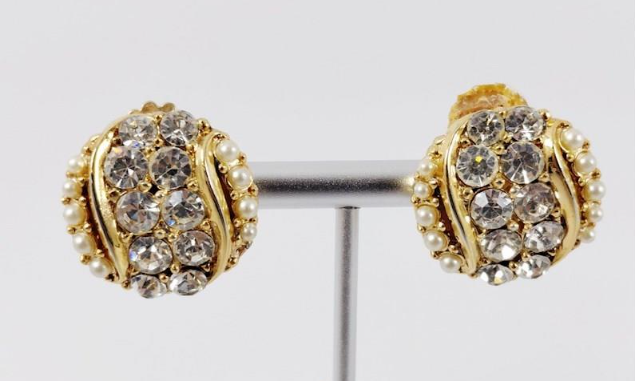 Vintage Goldtone Rhinestone & Faux Pearl Swirl Pin with Matching Clip Earrings Set