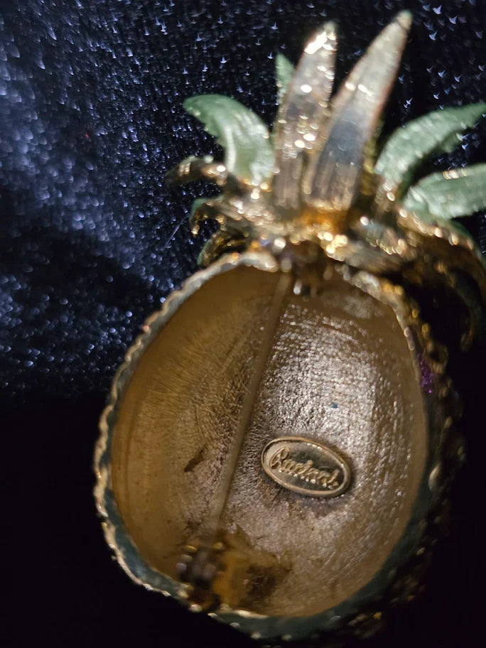 Vintage Rucinni Rhinestone Pineapple Brooch | Gold Tone Pavé Crystal Fruit Pin