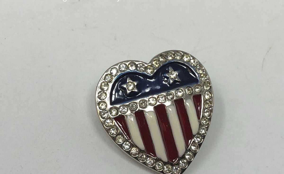 MMA Metropolitan Museum of Art enamel flag heart pin with rhinestone border, view 5