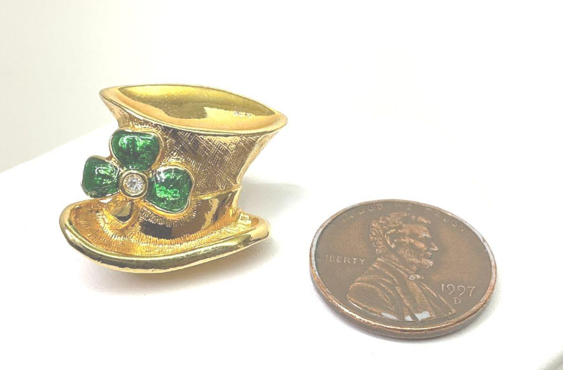 Vintage Gold Tone Teacup Brooch with Green Enamel and Rhinestone Shamrock Accent