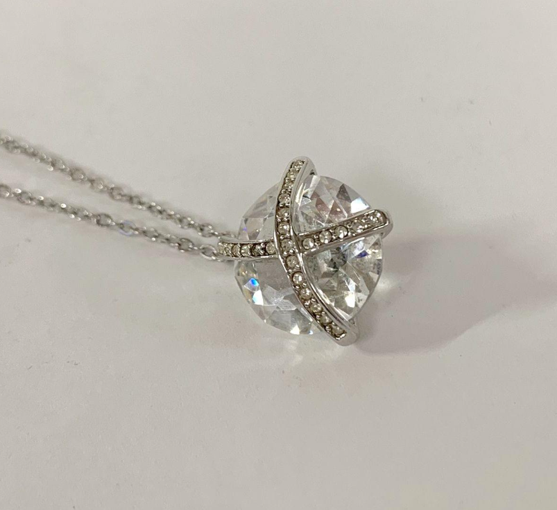 Swarovski White Gold Plated Caged Crystal Pendant Necklace 19” Signed Elegant Statement