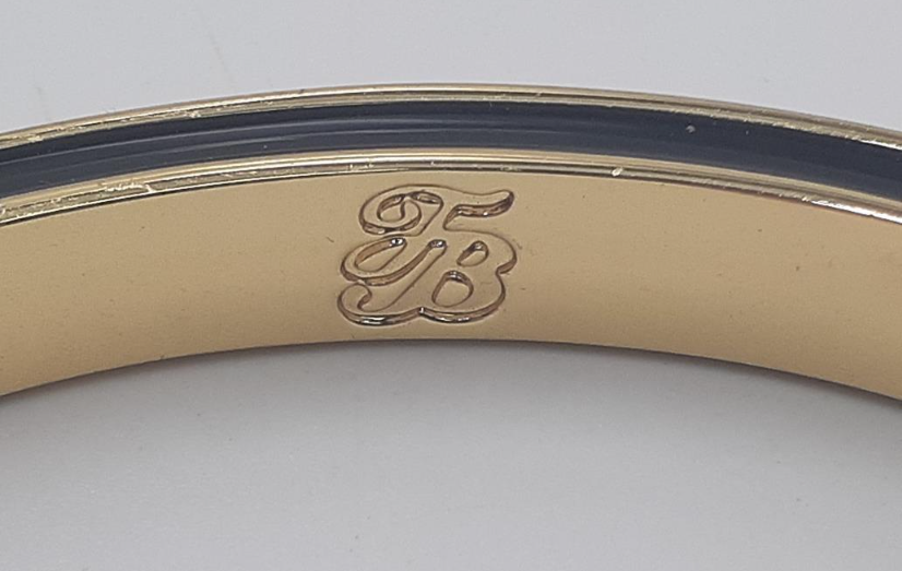 Retired Tommy Bahama Gold Tone Rhinestone Bangle Bracelet – Signed