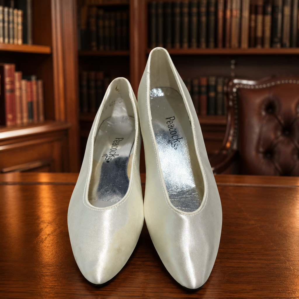 Women's Ivory Peacocks Wedding Style Slip-On Heels - Size 8.5