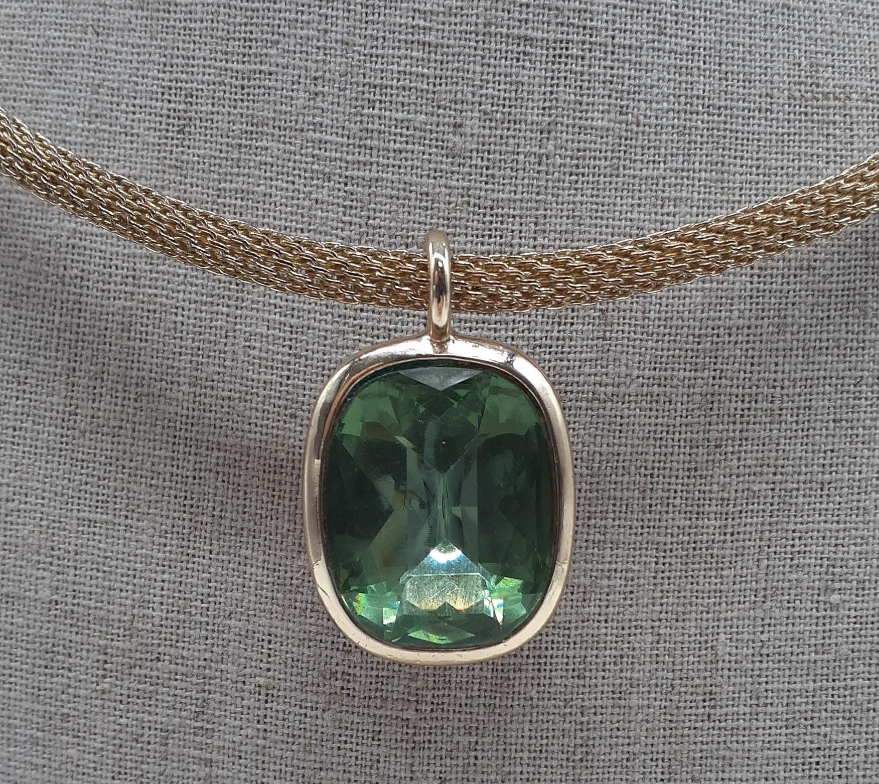 (SOLD) Crown Trifari Faux Stone Necklace 18"