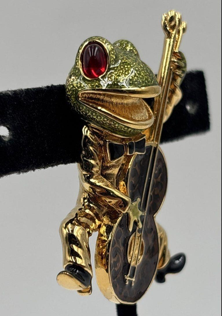 Vintage Kenneth J Lane Enamel Frog Guitar Brooch | Gold Tone Figural Musician Pin