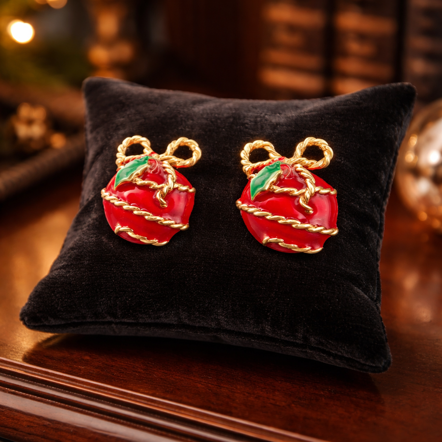 1980s–1990s Don-Lin Gold Tone Red Enamel Christmas Gift Clip Earrings Holiday Ribbon Bow Statement