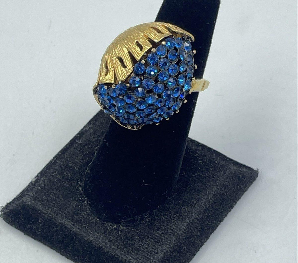 Signed Vendome Gold Tone Blue Rhinestone Adjustable Cocktail Ring 16g