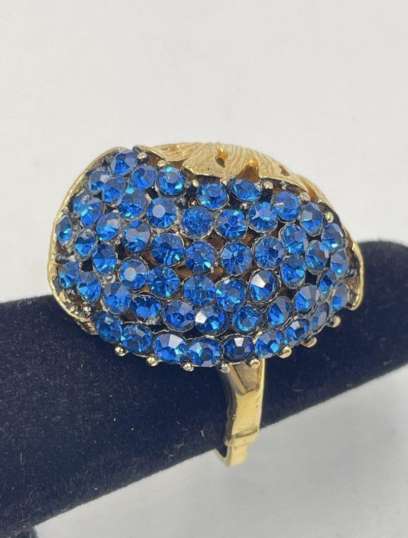 Signed Vendome Gold Tone Blue Rhinestone Adjustable Cocktail Ring 16g