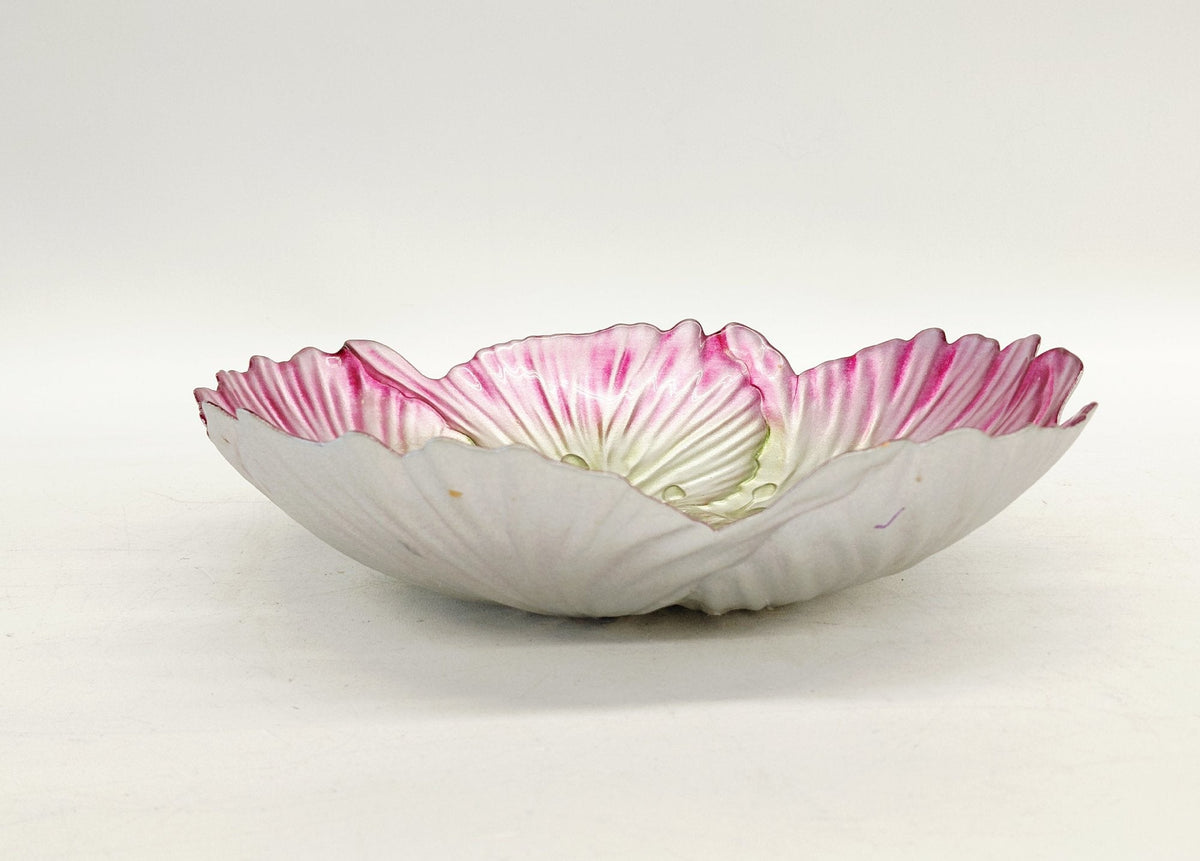(Need Hero Pics) Pink and White Flower Shaped Decorative Glass Bowl