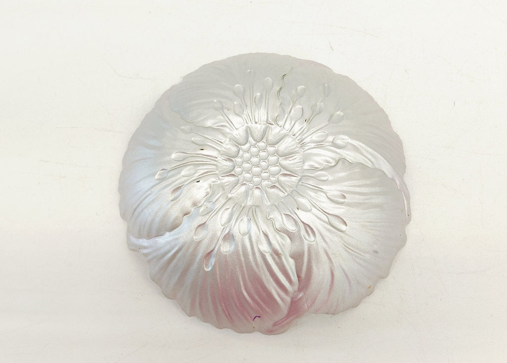 (Need Hero Pics) Pink and White Flower Shaped Decorative Glass Bowl