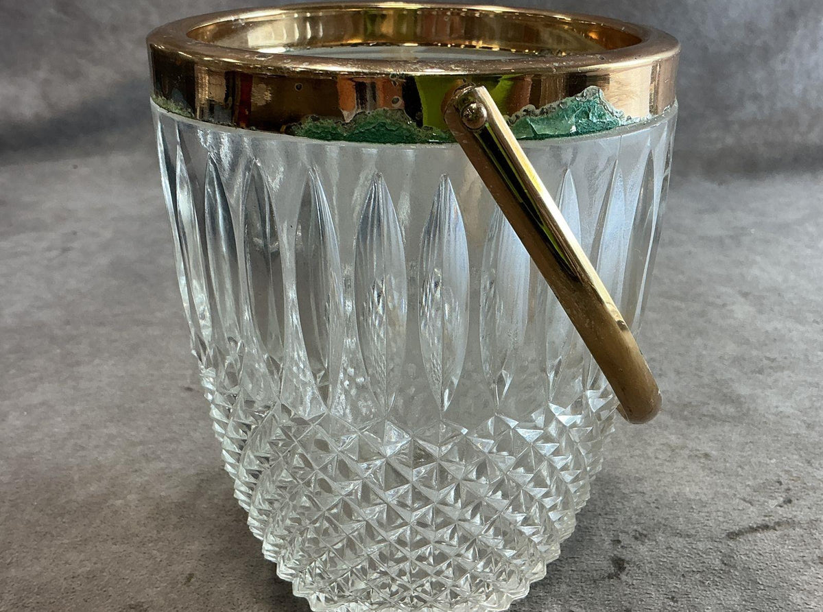 Clear diamond point pressed glass ice bucket with brass-tone rim and swing handle, view 4
