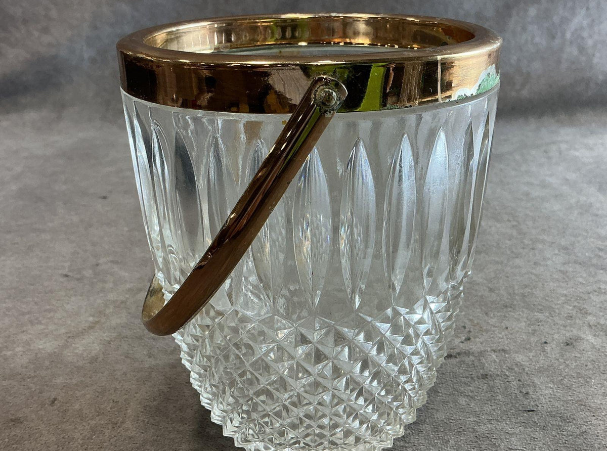 Clear diamond point pressed glass ice bucket with brass-tone rim and swing handle, view 6