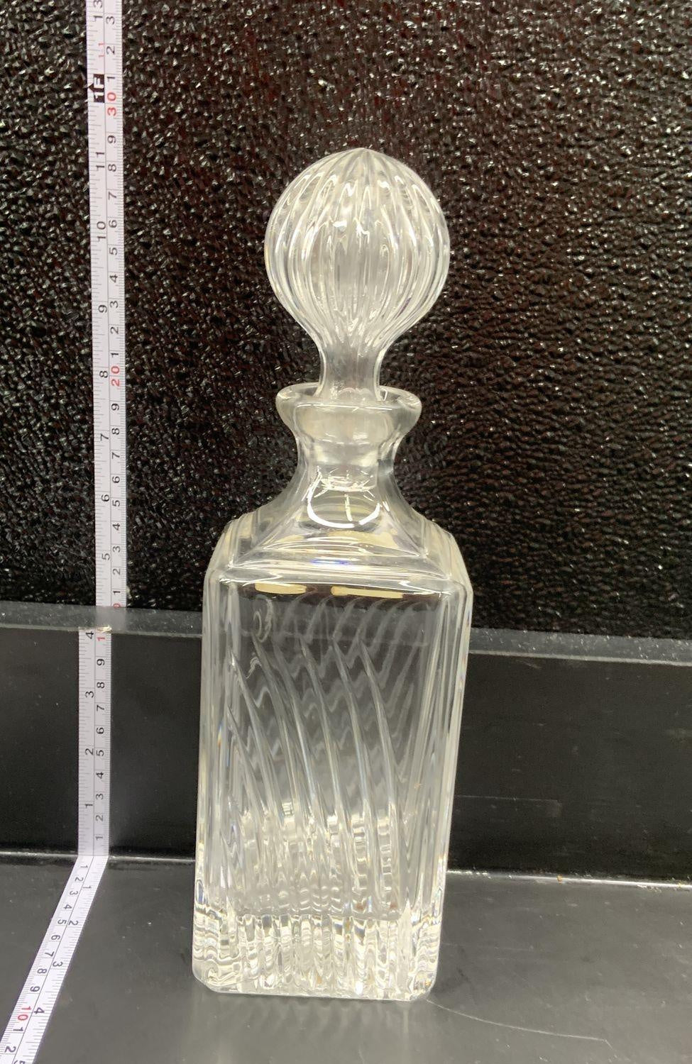 Cristallerie Lori clear crystal decanter with faceted rectangular body, swirl cutting and ribbed globe stopper, view 3