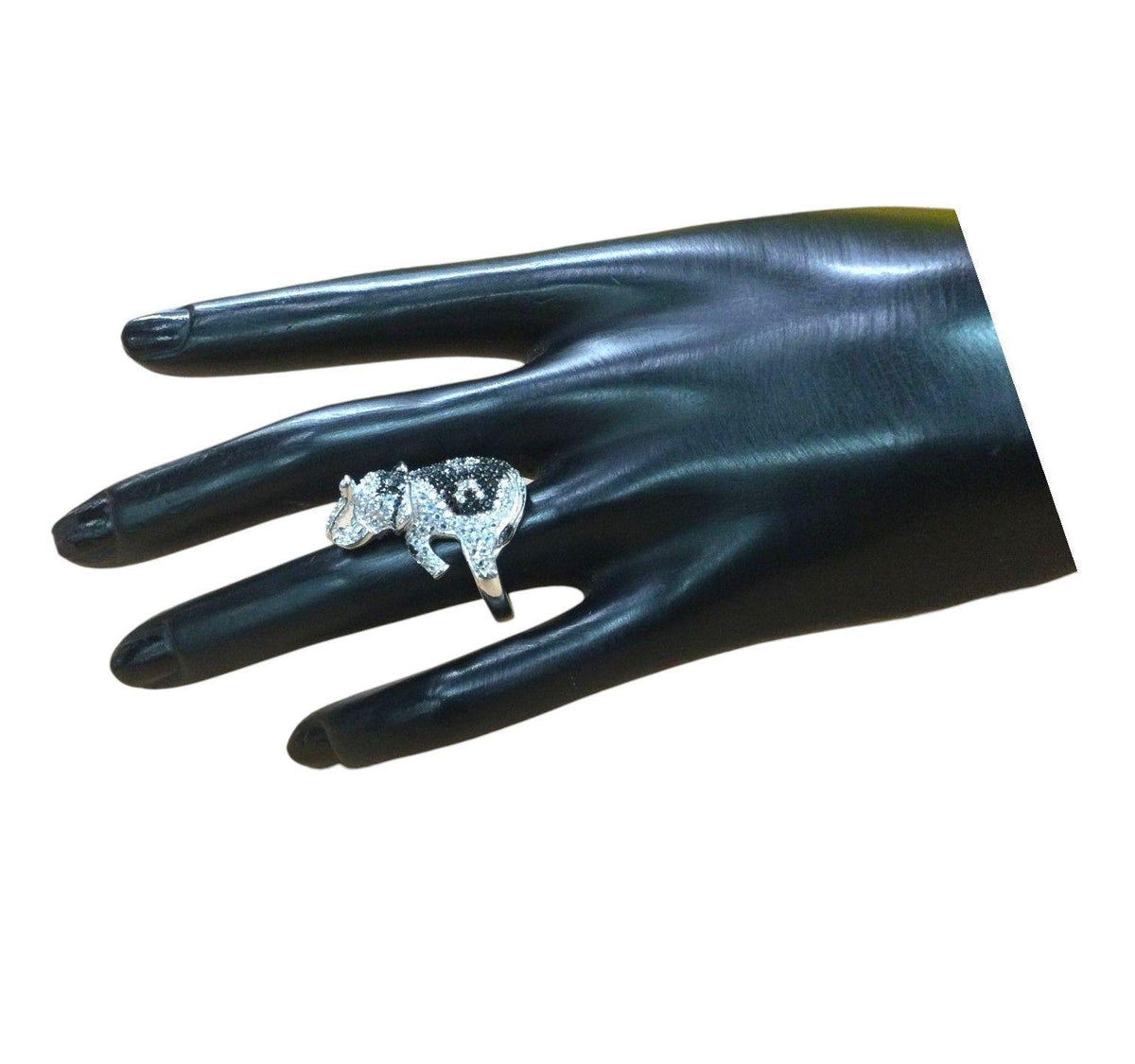 Sterling Silver 925 & CZ Elephant Ring 9.43 Grams Size 7
