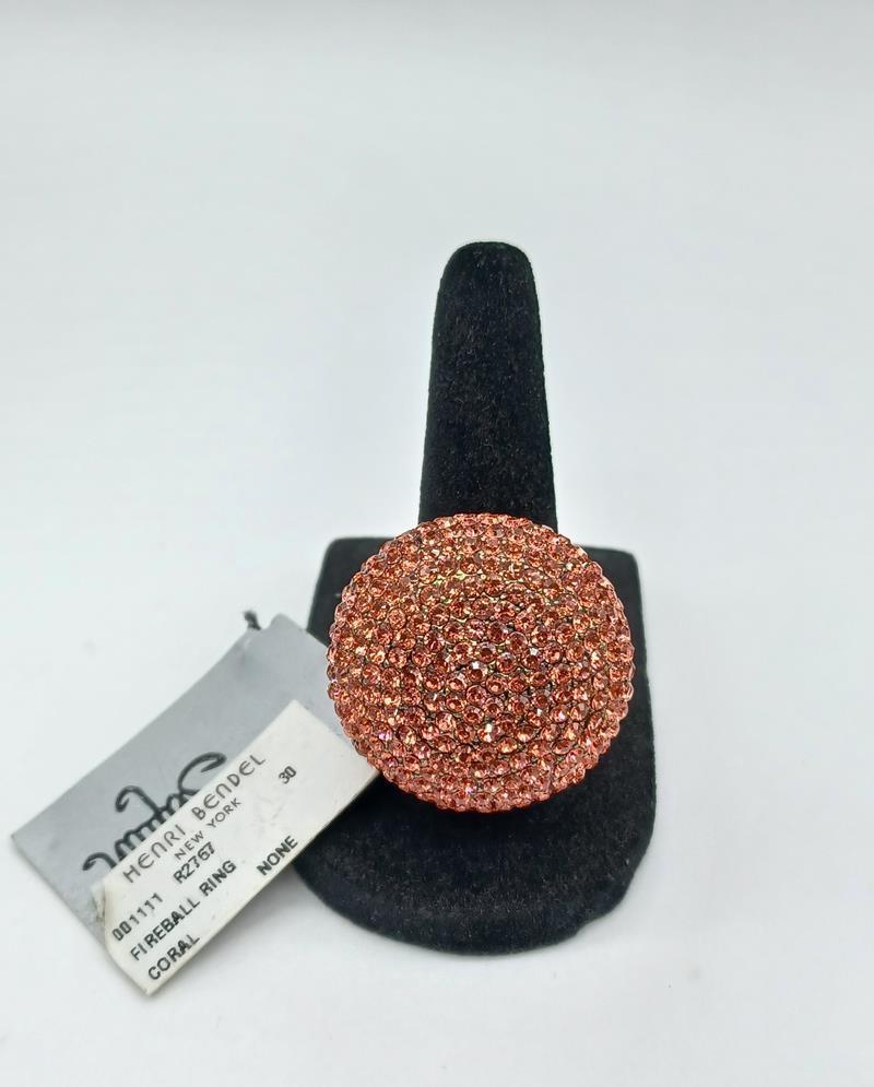 Henri Bendel Coral Fireball Crystal Dome Ring Size 7