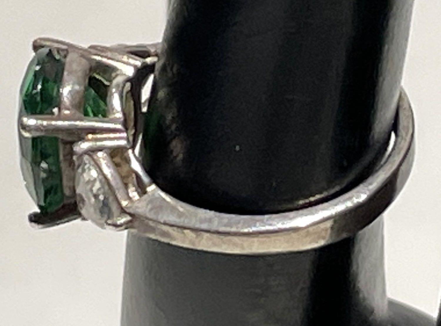 4.4g 925 Silver Green CZ Ring Size 6