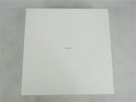 Vera Wang On Weddings Signed Hardcover Book w Slipcase Box [F7672]