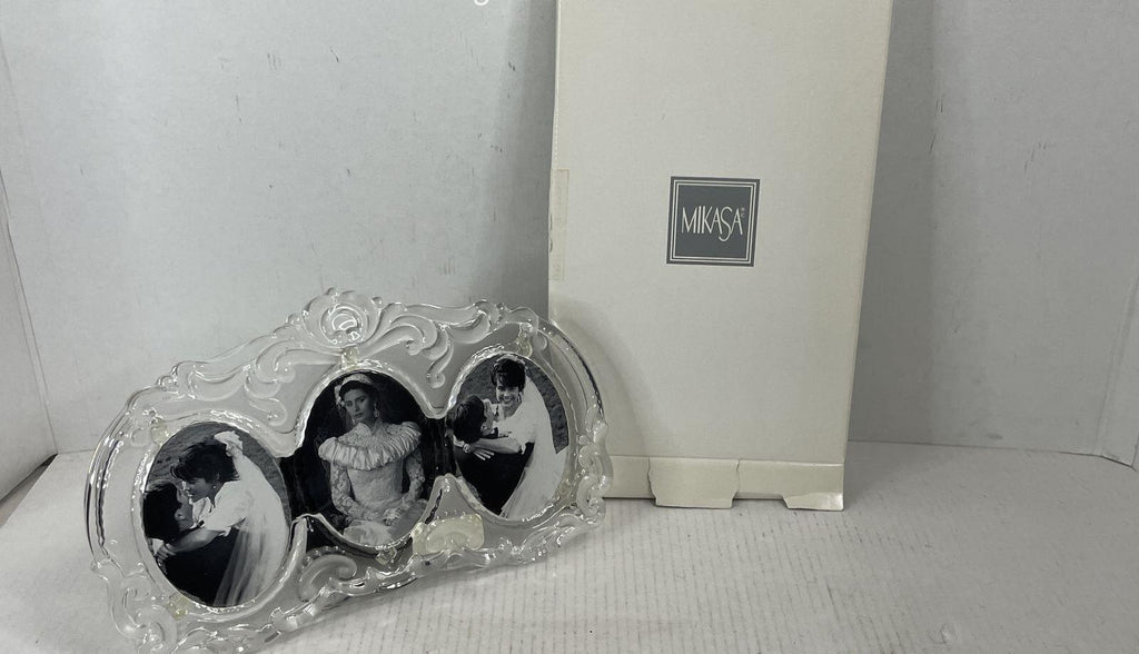 Mikasa Princess Triple Oval Clear Glass Picture Frame Germany