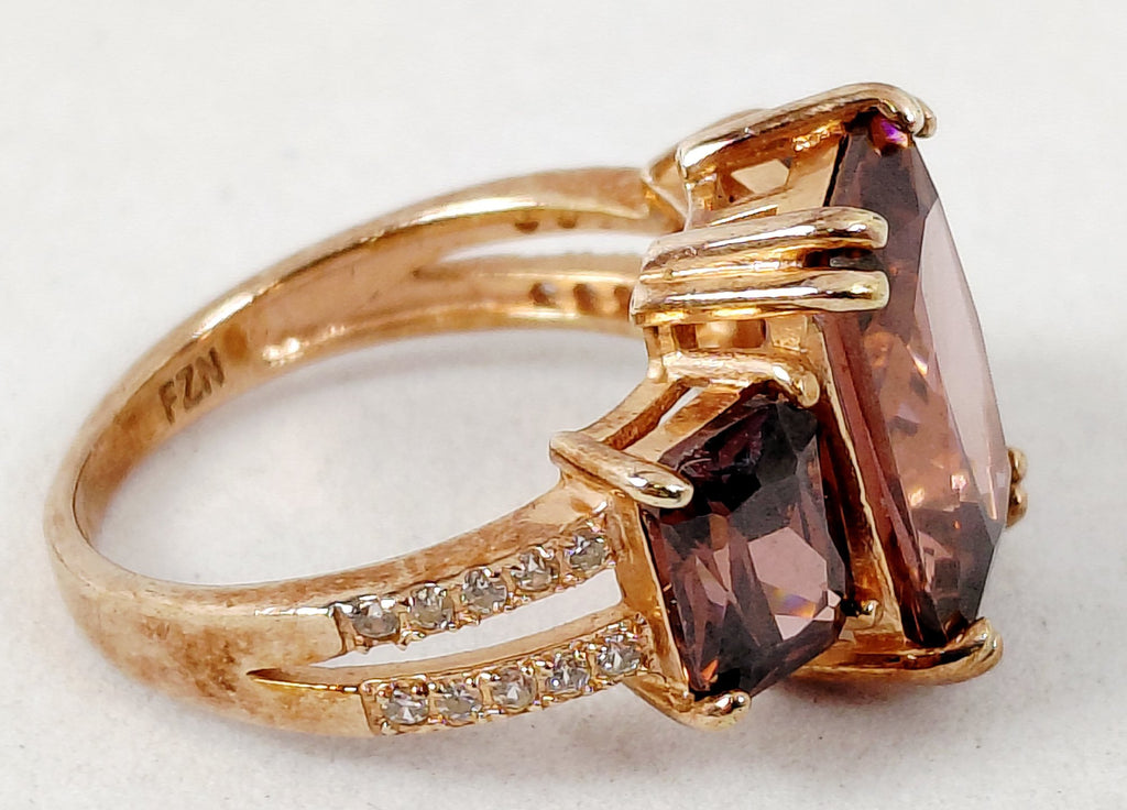 RZN 925 Gold Washed Dusty Rose CZ Trilogy Ring Size 6