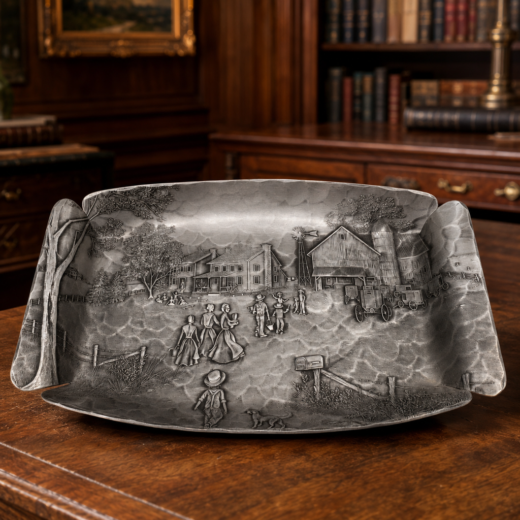 Wendell August Hammered Aluminum Farm Scene Tray