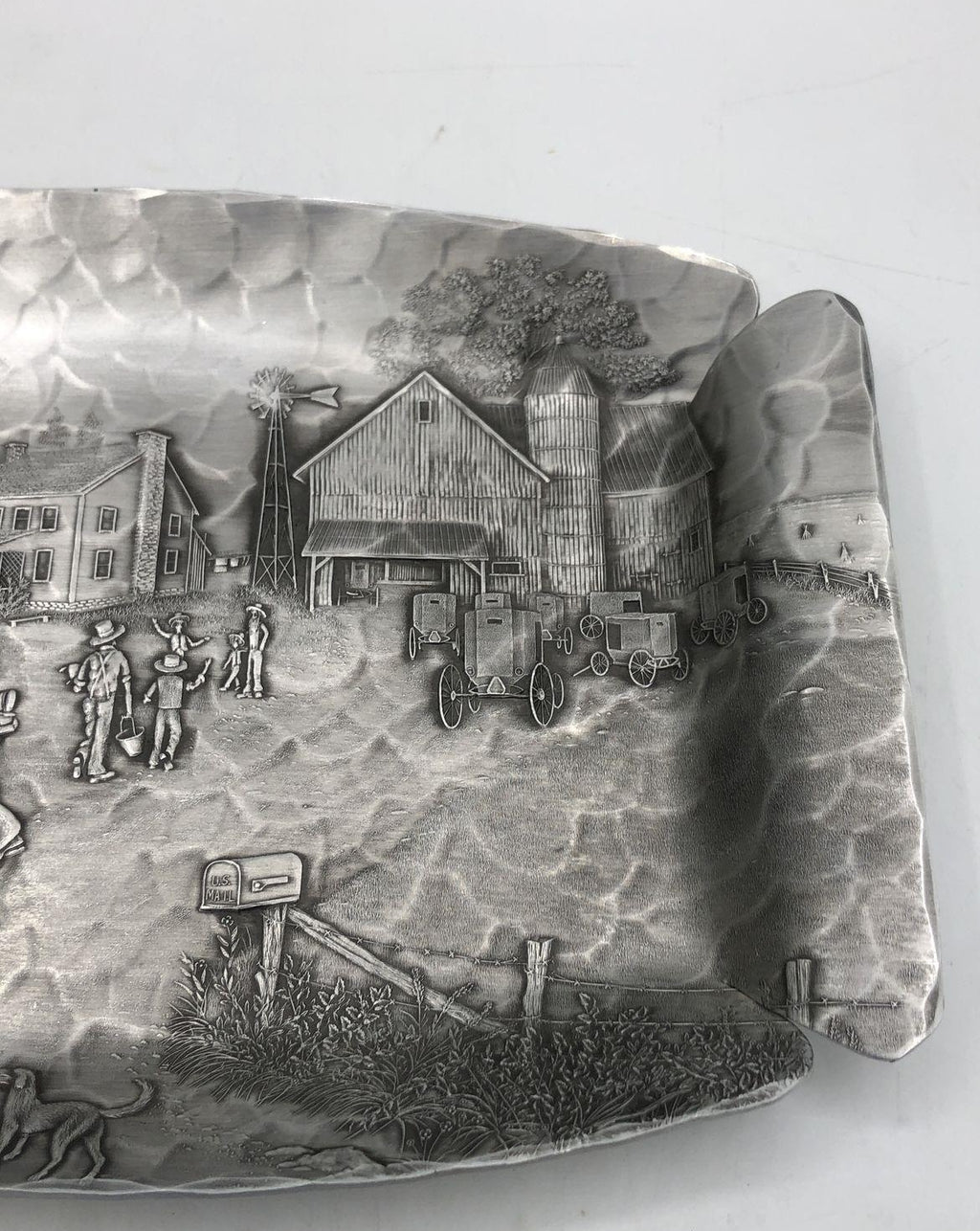 Wendell August Hammered Aluminum Farm Scene Tray