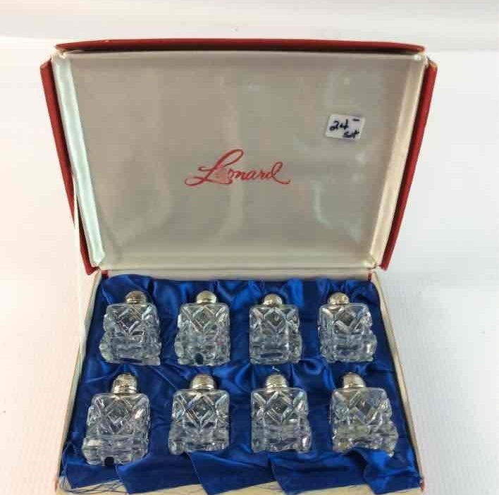 Leonard Glass & Silver-tone Salt and Pepper Shakers 8 Piece Set Vintage Japan