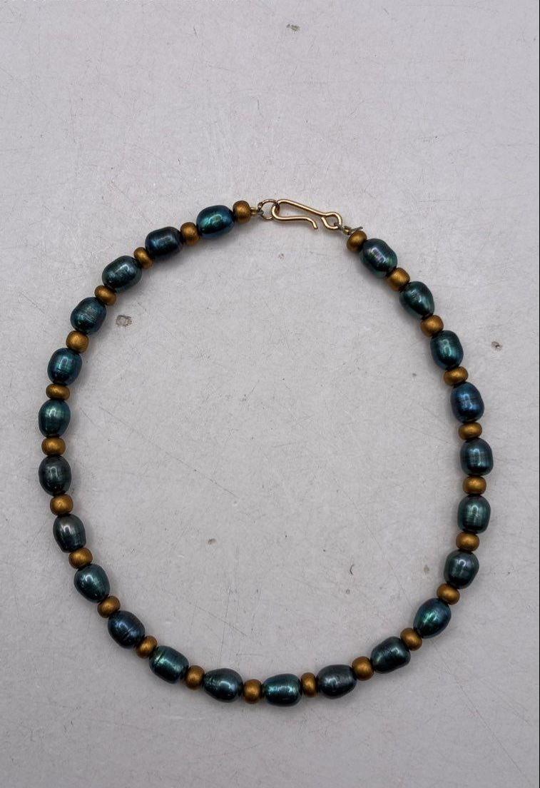 Peacock Freshwater Pearl Necklace Gold Tone Spacers