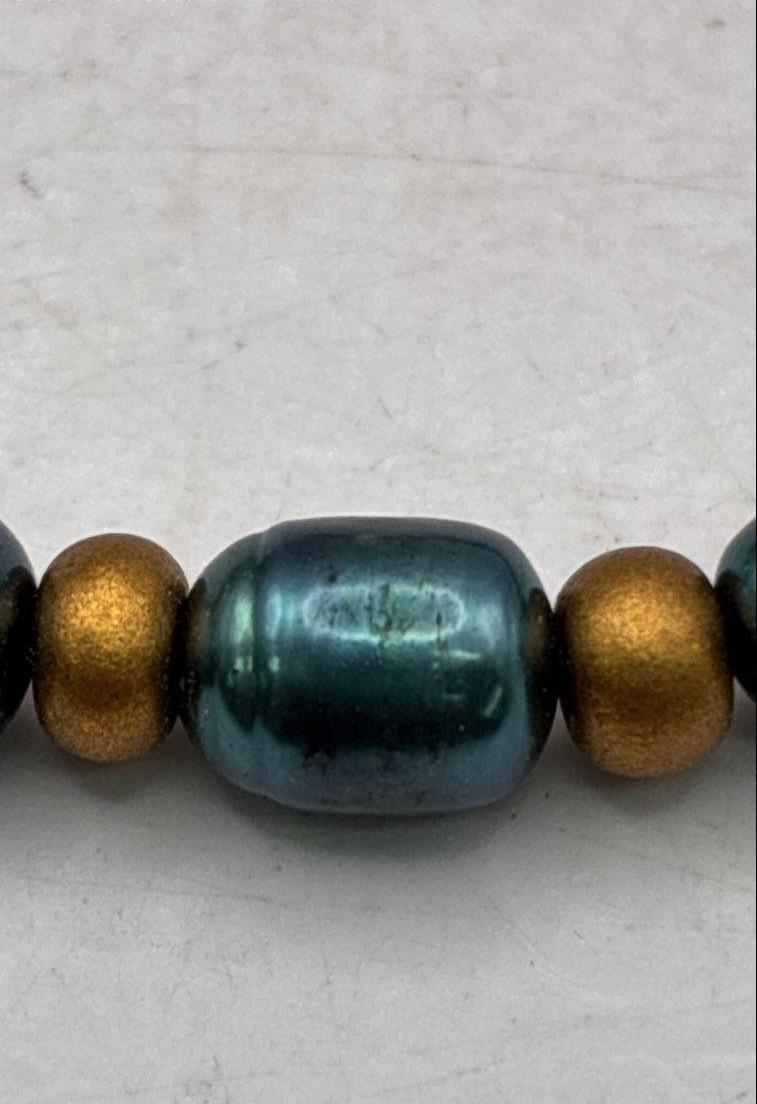 Peacock Freshwater Pearl Necklace Gold Tone Spacers