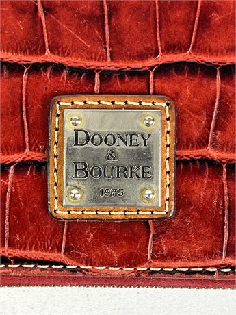 Vintage Dooney & Bourke Croc Embossed Red Leather Zip Wallet [B23829]