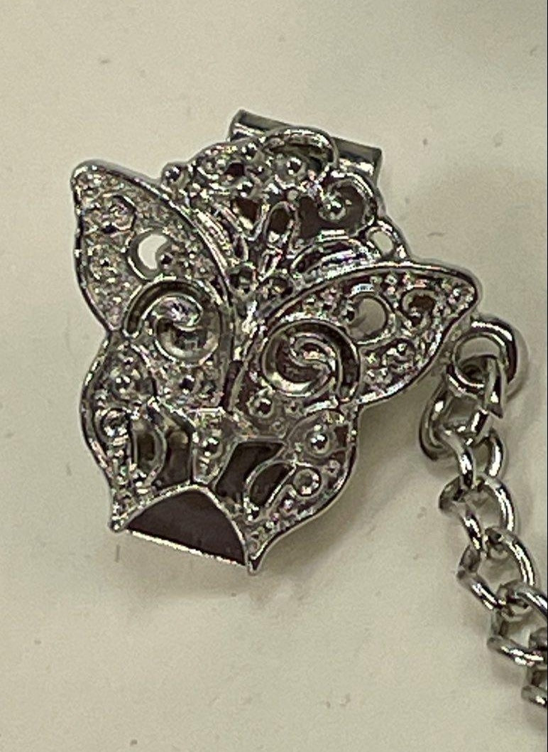VTG Silver Tone Metallic Filigree Butterfly Scarf Collar Clips