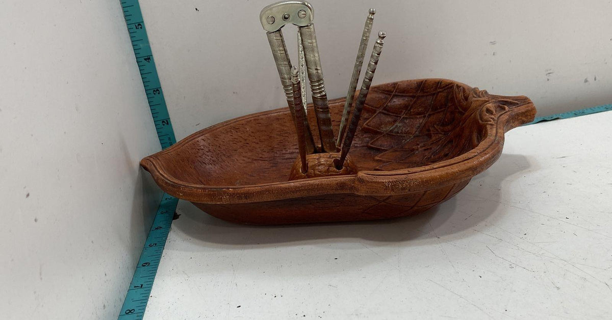 Molded acorn-shaped nut serving tray with leaf relief, nutcracker and four metal picks, view 6