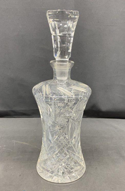 Cut Crystal Pinwheel Star Decanter with Stopper 13 Inch