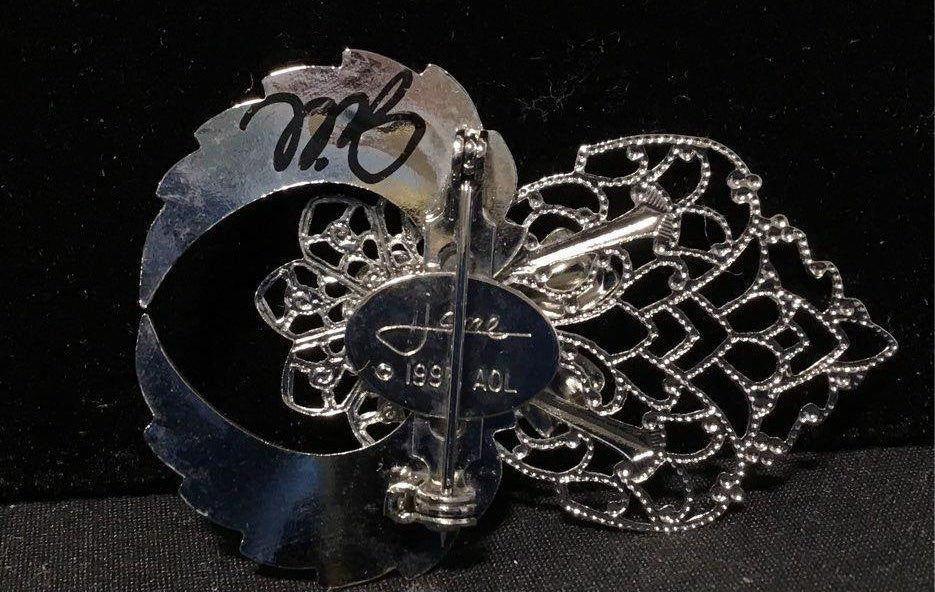 1997 Jane Davis Designs Angel of Light Silver-Tone Filigree Angel Brooch with Crystal Head and Bow, Signed Jane © 1997 AOL