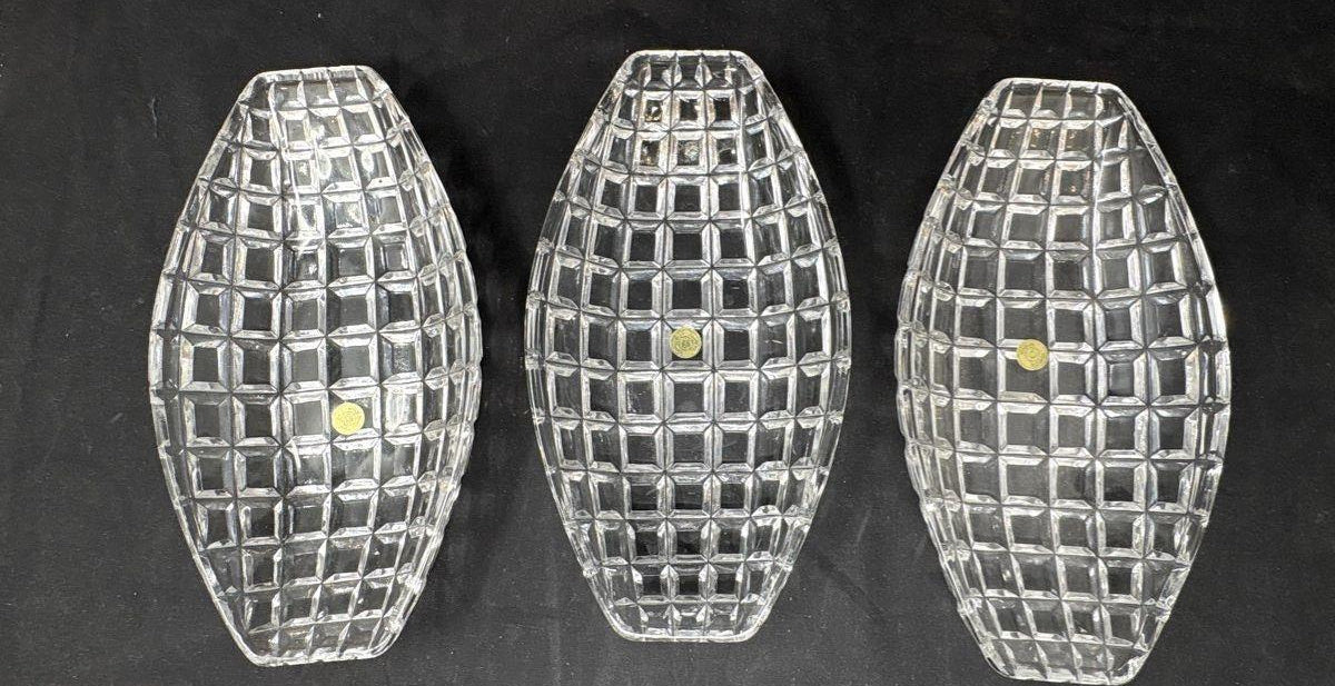 Three clear oval glass serving trays with raised diamond-grid pattern, view 3