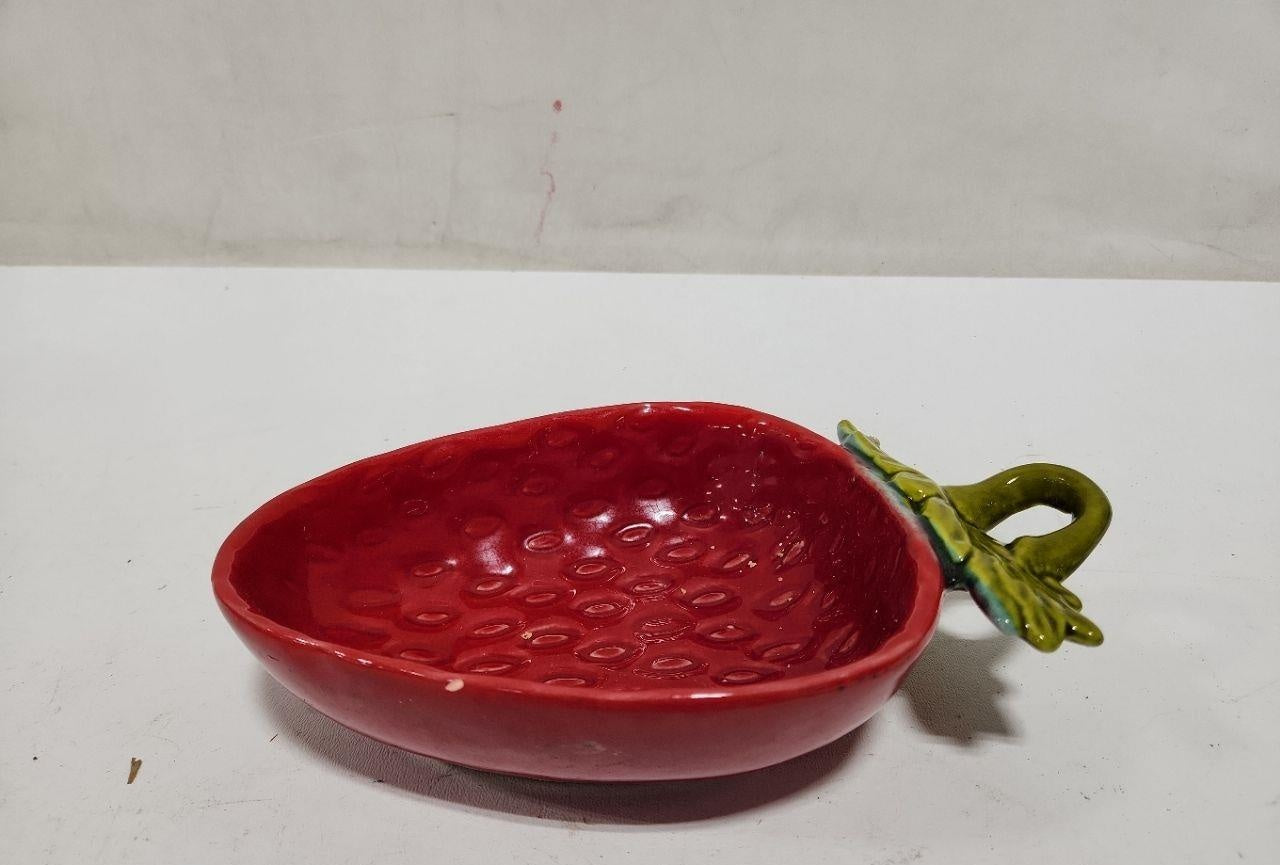 WP Strawberry Fruit Ceramic Trinket/Candy Dish #384