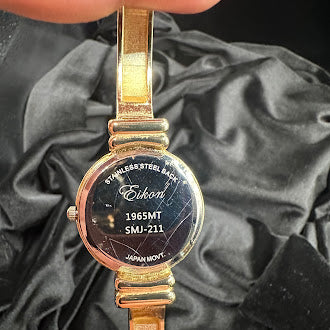 Eikon gold-tone ladies quartz wristwatch with white dial, for parts or repair, view 4