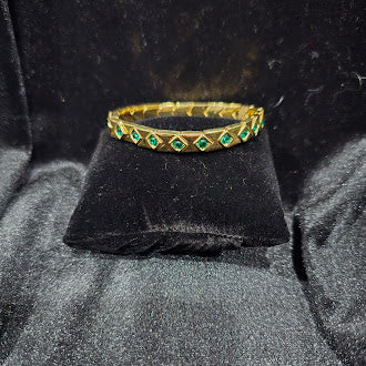 Vintage Nolan Miller Gold Tone Green Glass Accent Stretch Bracelet Estate Designer Vintage Jewelry