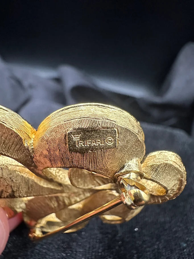 Trifari Gold Tone Scroll Brooch | Vintage Openwork Designer Pin