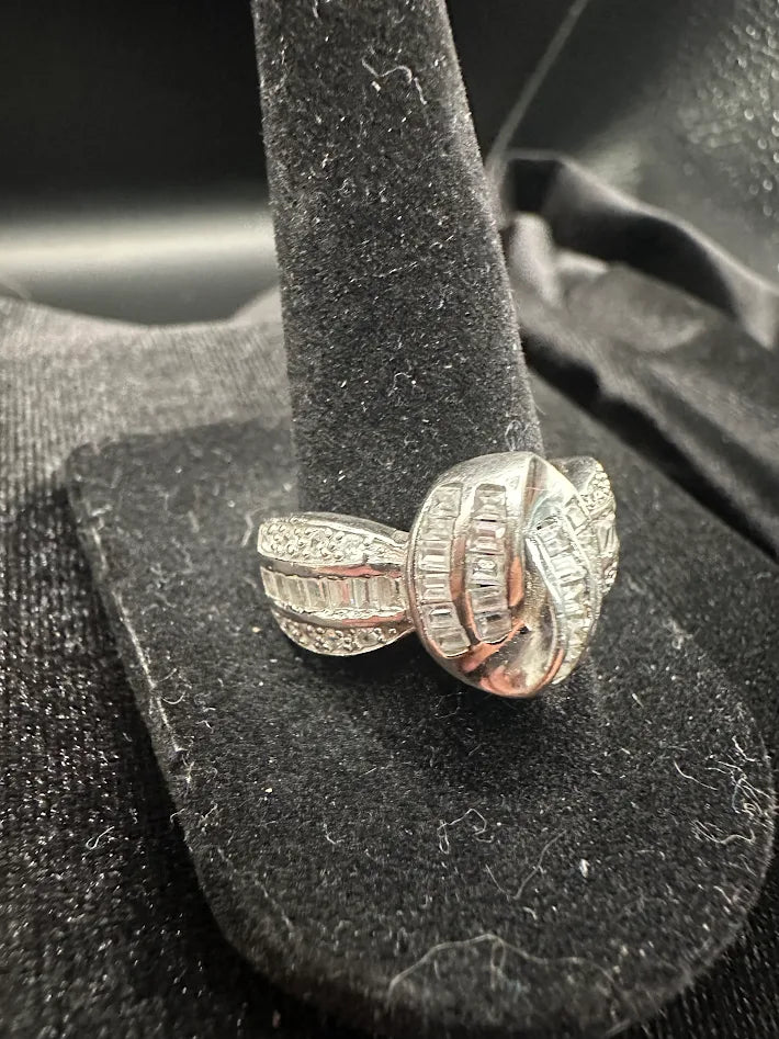 Sterling Silver 925 Knot Ring Baguette & Round CZ Statement Ring Size 8.5 7.14g