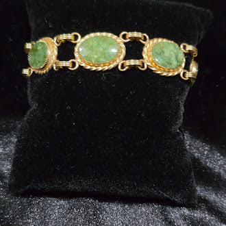 Vintage Gold Tone Oval Green Stone Link Bracelet with Rope Bezel Frames, Classic Estate Cabochon Style, Elegant Heirloom Look
