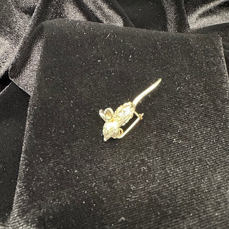 1960s–1970s Nemo signed gold tone mouse brooch with clear rhinestones