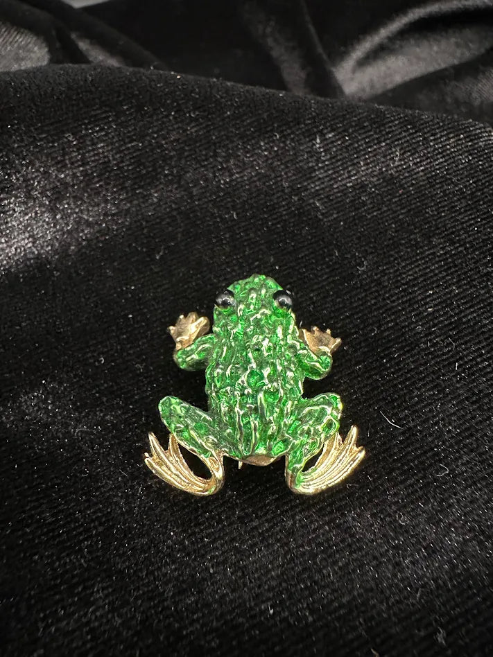 (SWAROVSKI) Gold tone green enamel frog brooch with black eyes