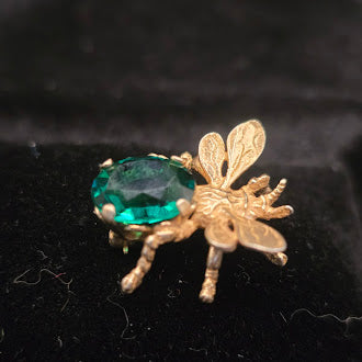 Signed Cini sterling bee brooch with faceted green glass body and engraved wings, view 4