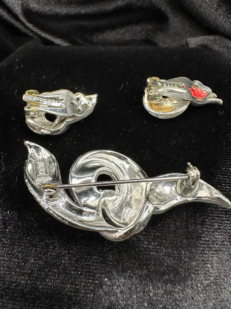 Lisner silver-tone textured swirl ribbon brooch and matching clip earrings, view 4