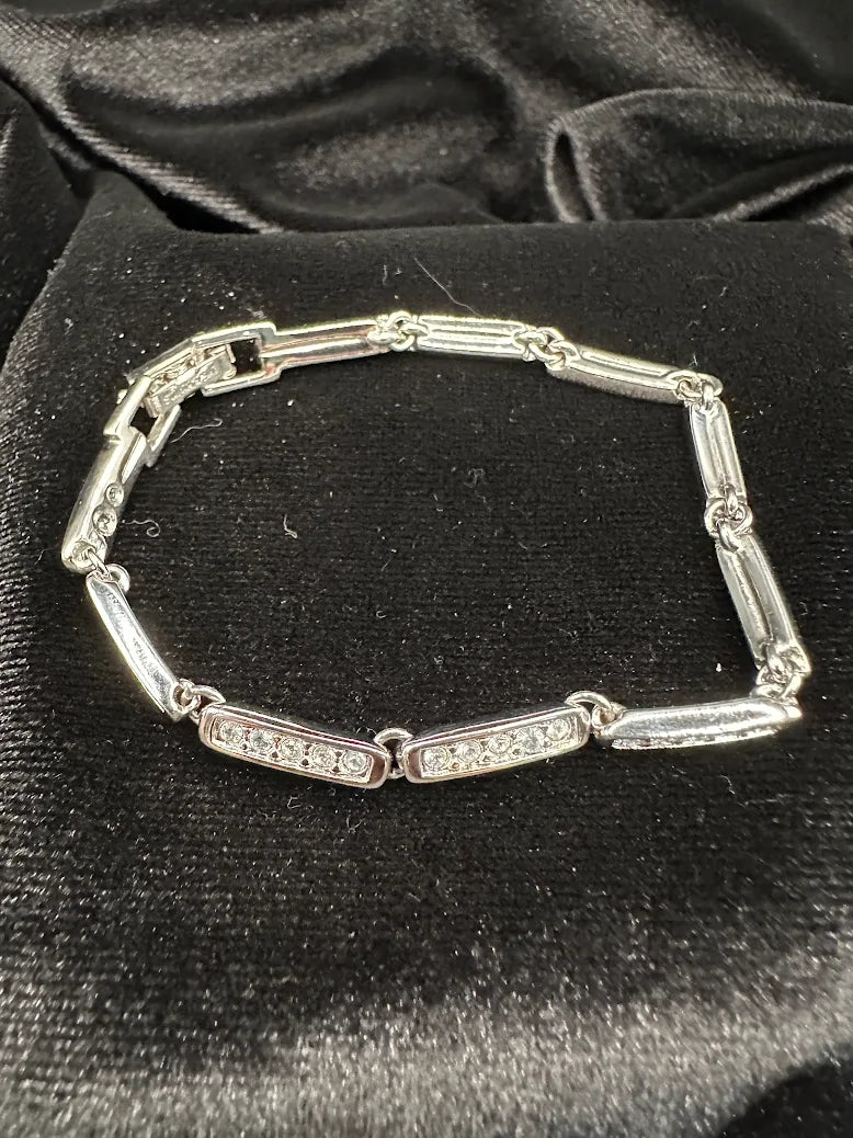Swarovski Silver Tone Crystal Link Bracelet Geometric Bar Station Design