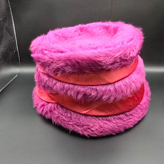 Fuchsia faux fur tiered satin band hat