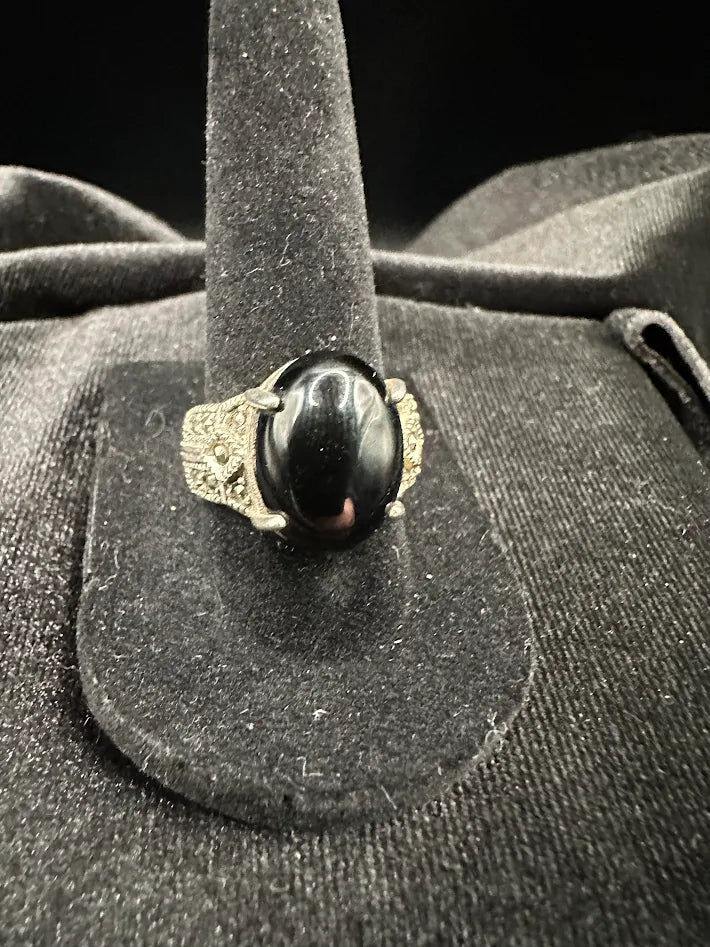 Avon 925 Sterling Silver Black Onyx Cabochon Ring Size [Insert] Vintage Statement Ring Marcasite Accent