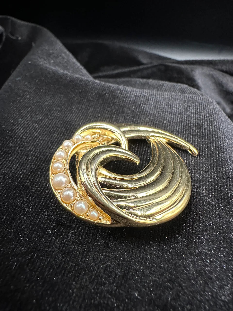 Trifari Gold Tone Swirl Brooch with Pearl Style Accents